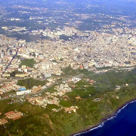La Canonica Di San Sebastiano Ачиреале